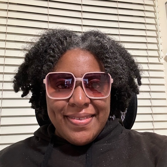 Pink Oversized Square Sunglasses with Gradient Lenses - Picture 8 of 8